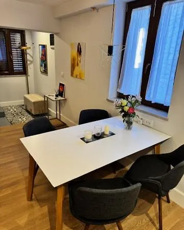 Casa Del Telegrafo Labin (Istria)